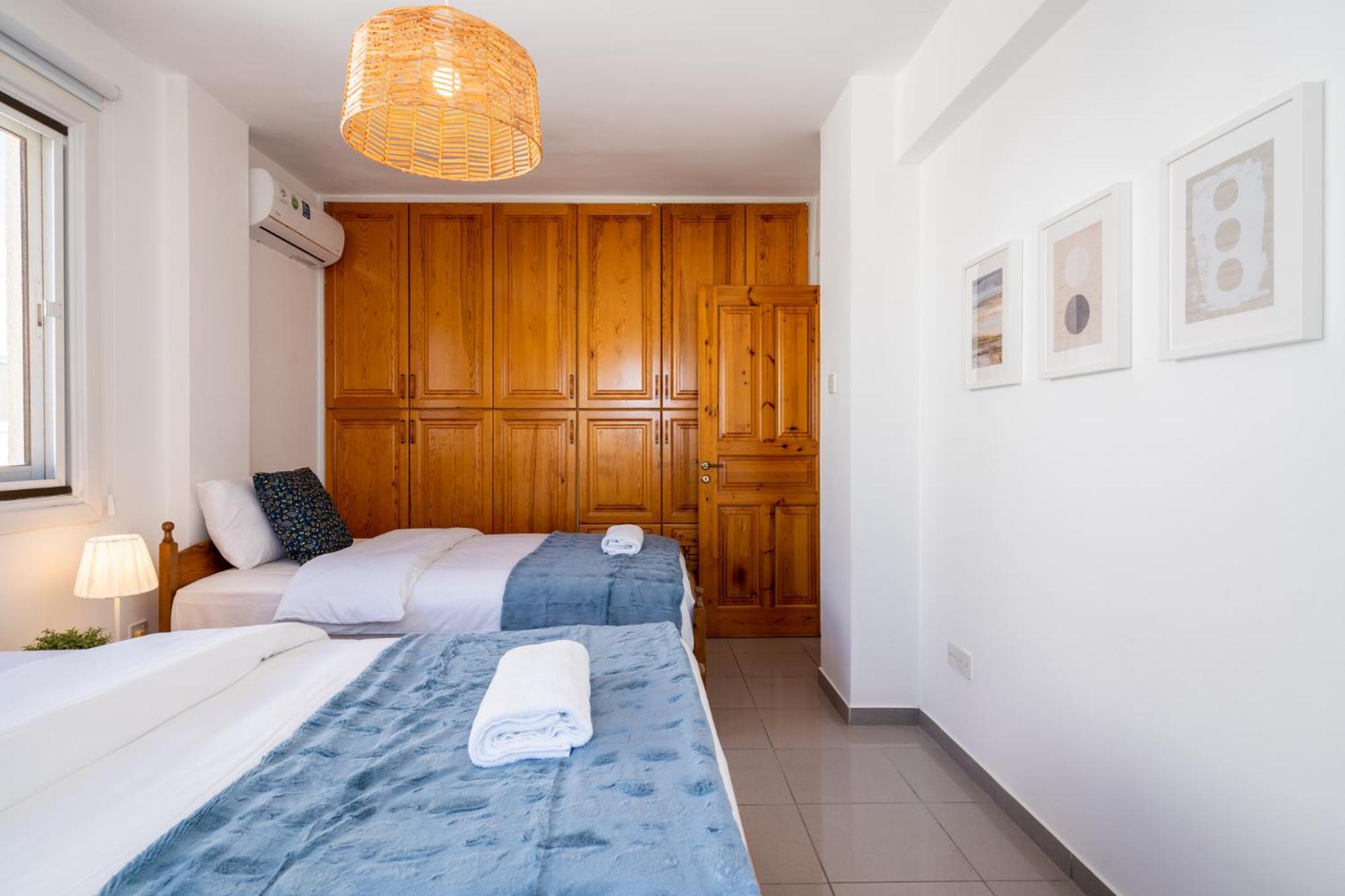 Jayde 2-Bedroom Apartment In Ларнака Экстерьер фото