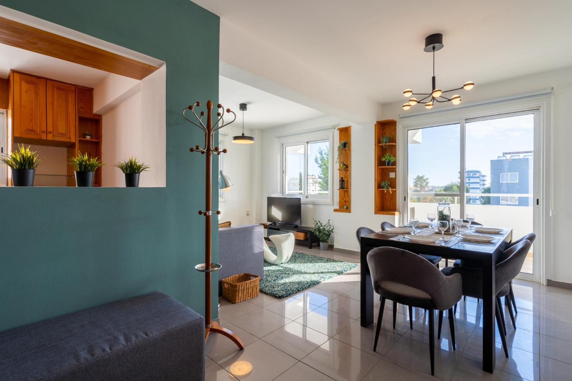 Jayde 2-Bedroom Apartment In Ларнака Экстерьер фото